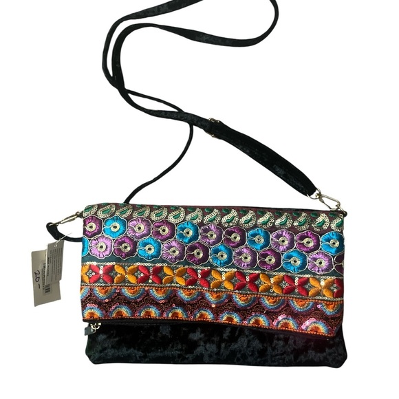 Colorful Embroidered Women's Bag - Picture 1 of 4